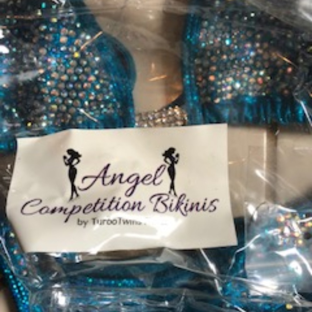 Angel Competition suit - Picture 4 of 5